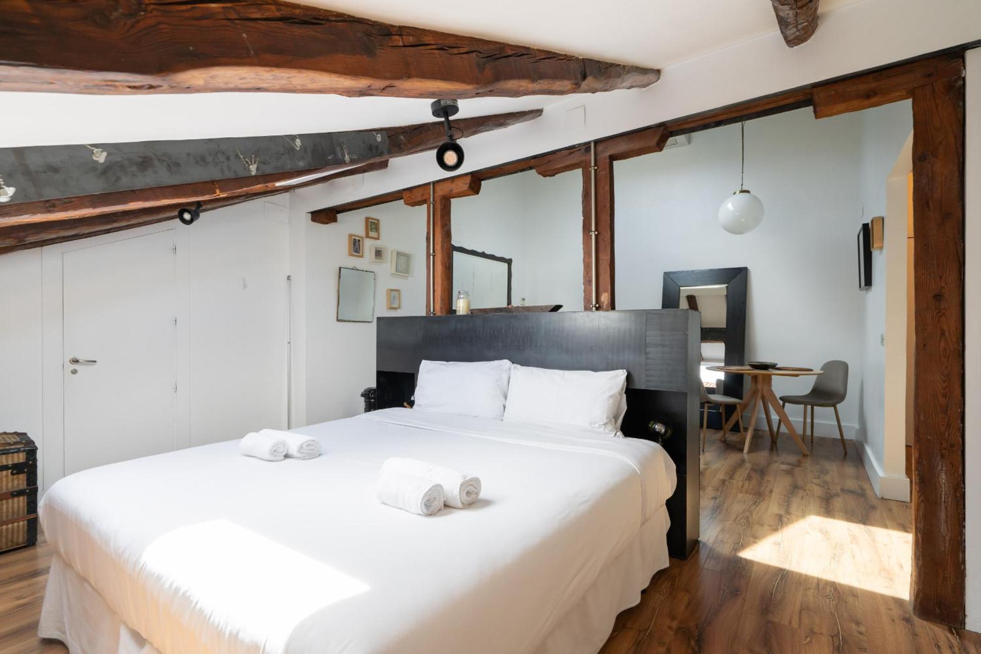 Apartamento En Alonso Martinez Alquiler Temporal Madrid Bagian luar foto