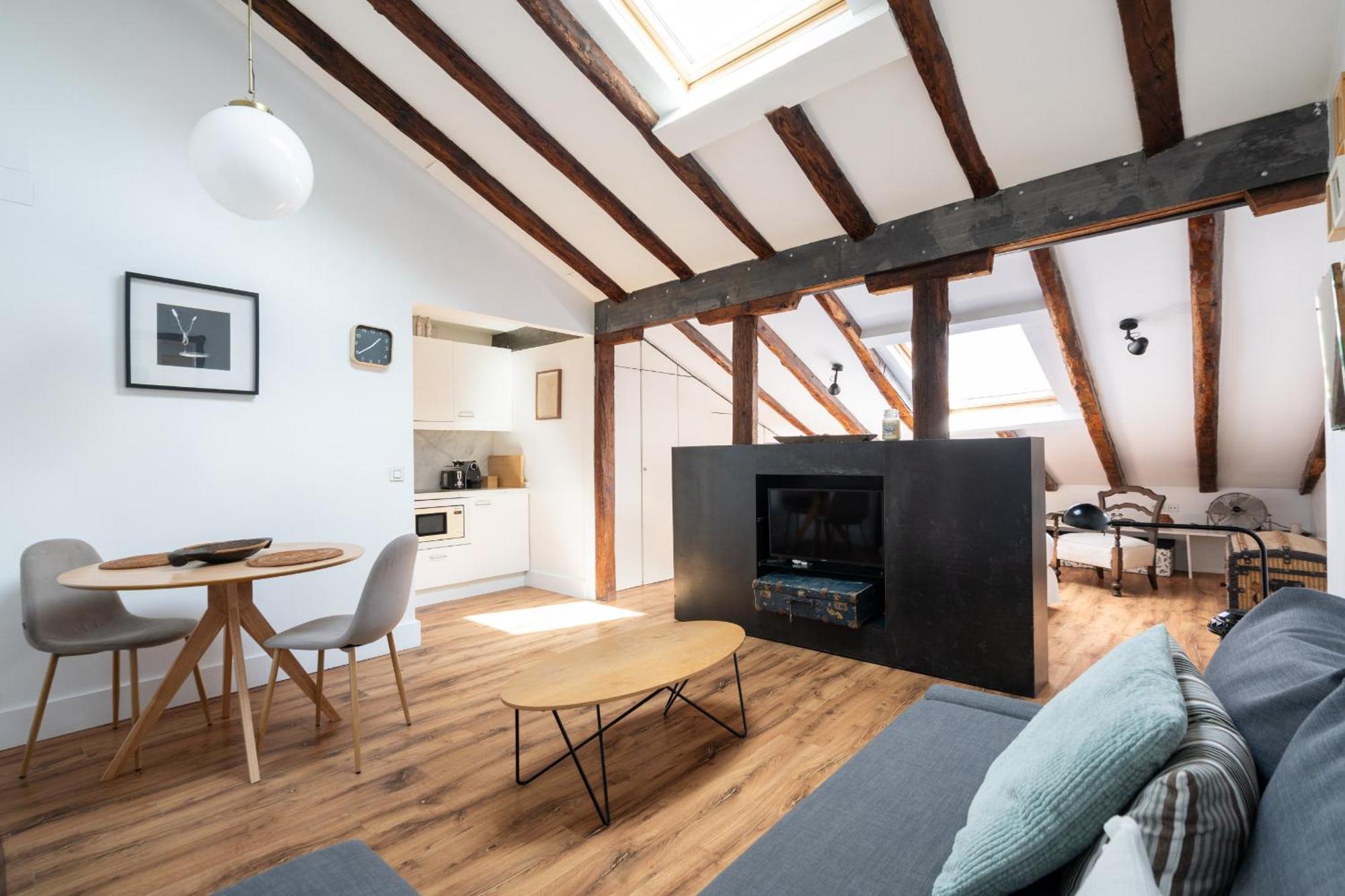 Apartamento En Alonso Martinez Alquiler Temporal Madrid Bagian luar foto